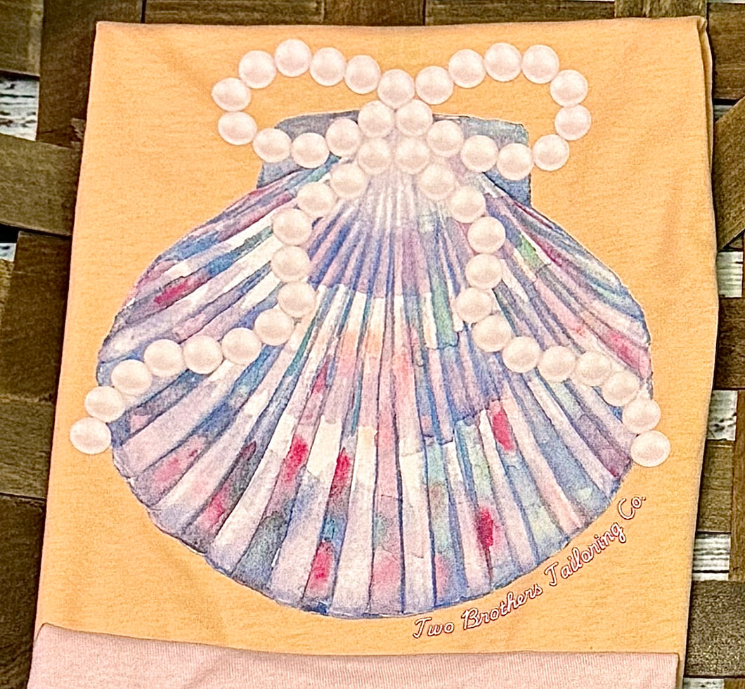 Pearl bow + Shell Tee