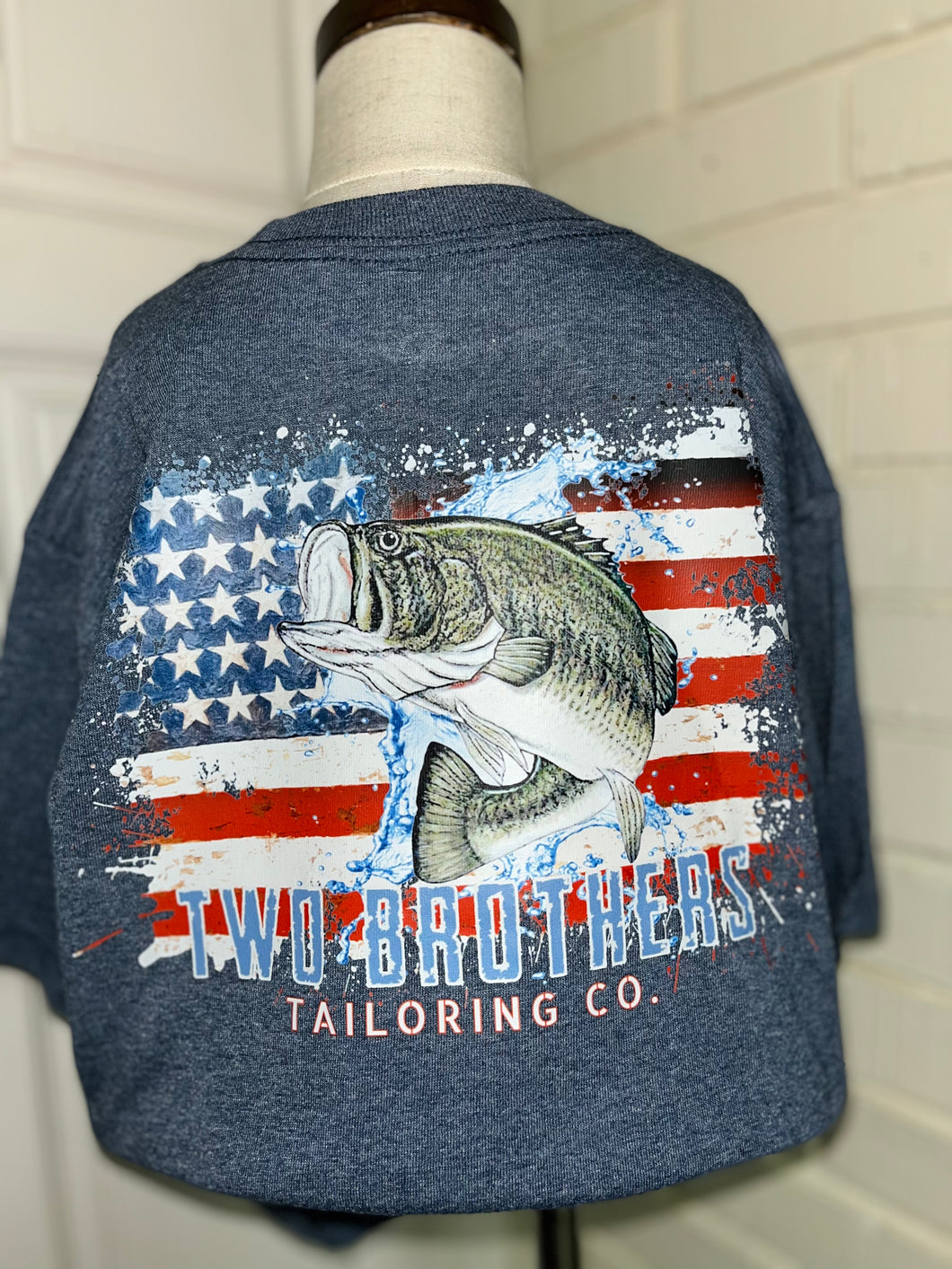 AMERICAN BASS TEE